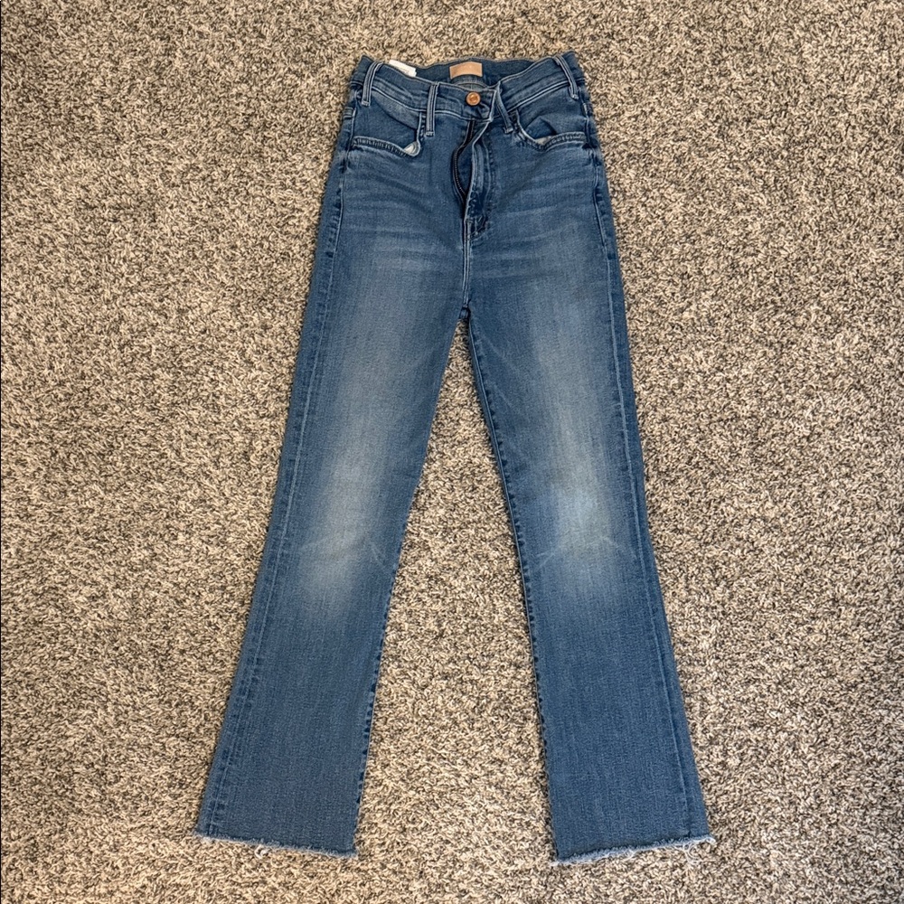 MOTHER Denim - Hustler Ankle Fray- SIZE 25 Like New! ( smoke free home)